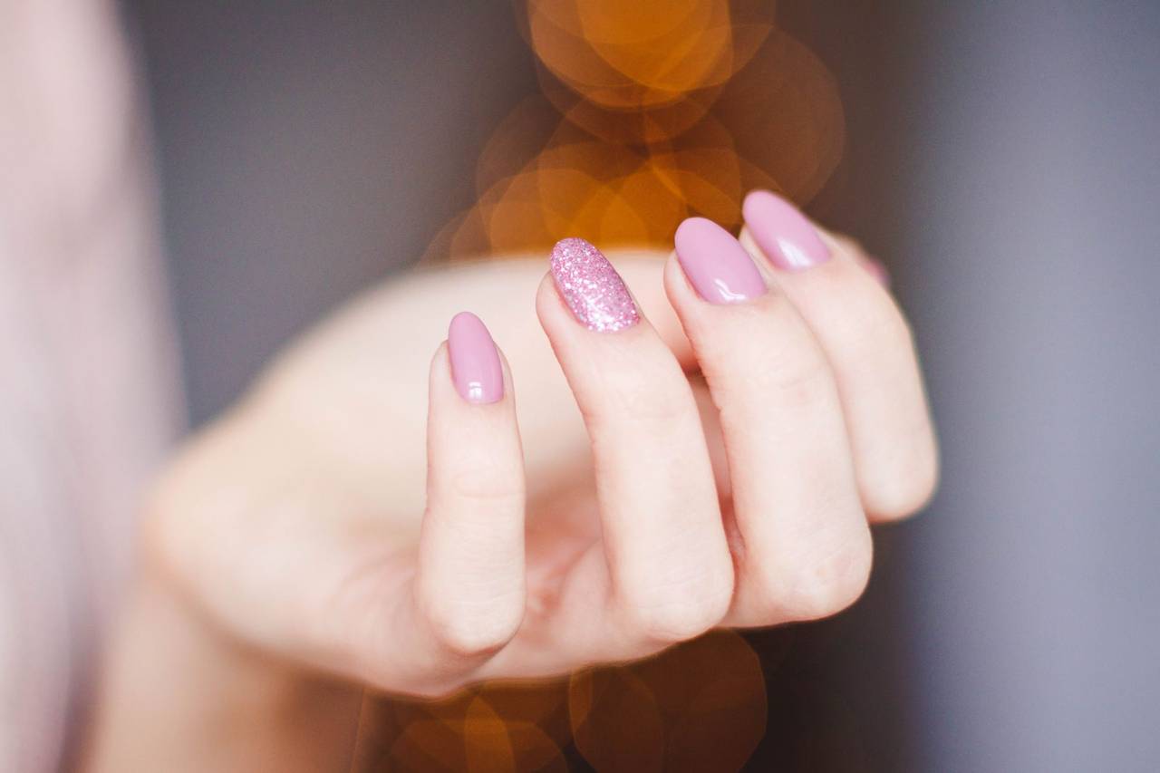Pastel nails in a soft palette